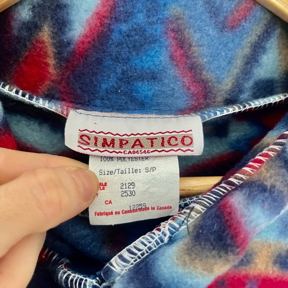 Colorful Geometric Patterned Pullover - Picture 2 of 2